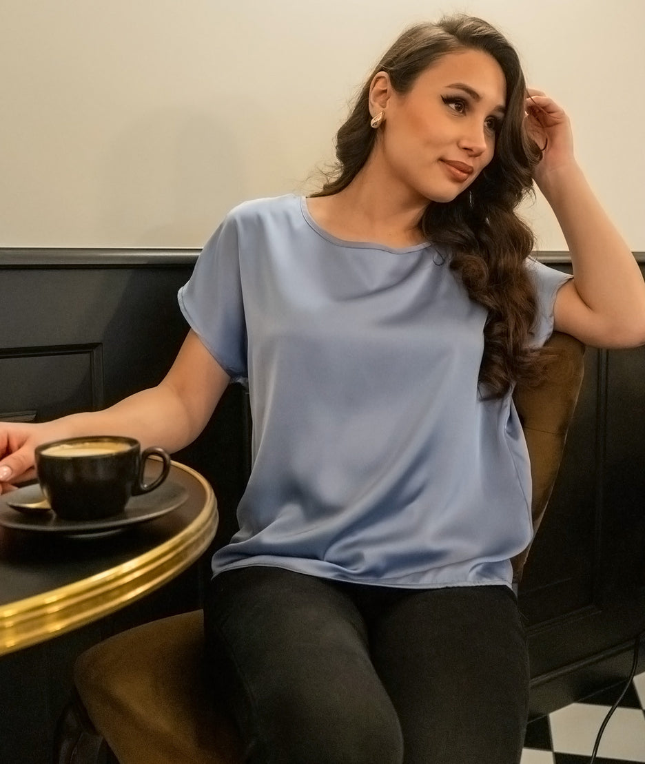 T-shirt effet satiné Unity jean face avant