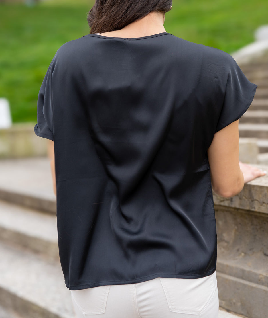 T-shirt effet satiné Unity noir de dos