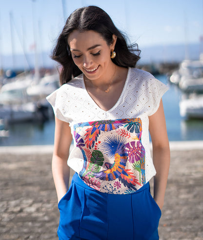 T-shirt ajouré imprimé floral blanc de face