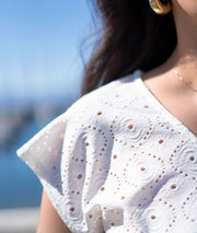 T-shirt ajouré imprimé floral blanc détails