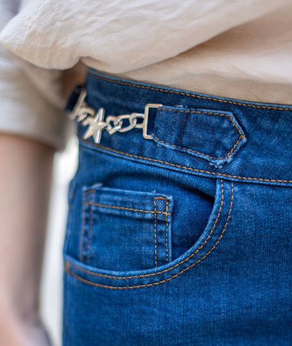 Jean brut slim femme détail étoile