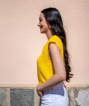 T-shirt à broderies Ajana jaune de coté