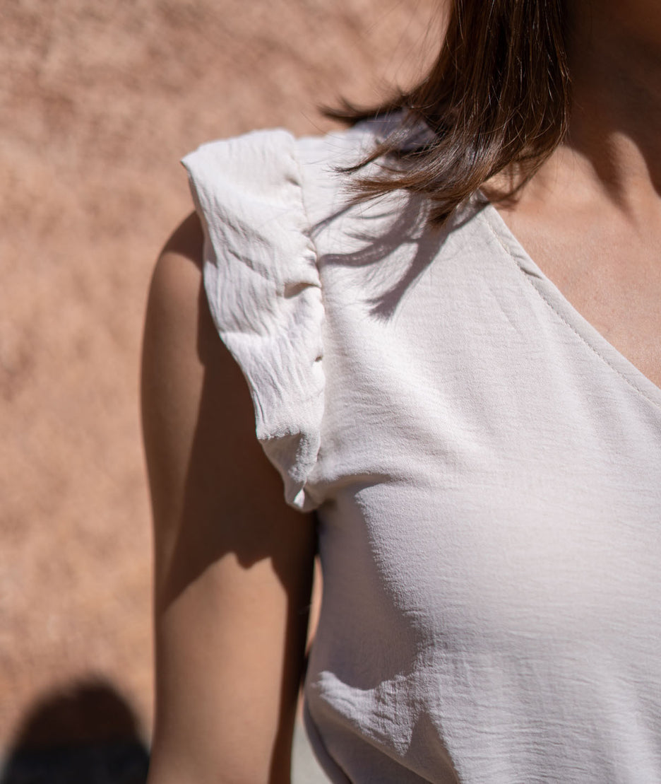 Combinaison ample Line beige détail épaule