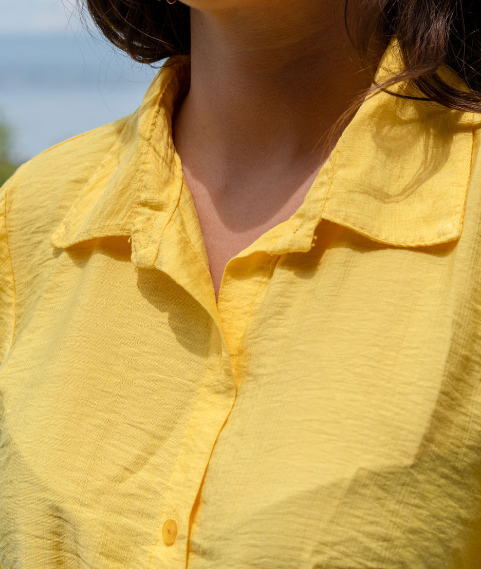 Chemise fluide Nona jaune détail col