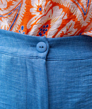 Pantalon fluide d'ensemble Tia couleur jean détail bouton