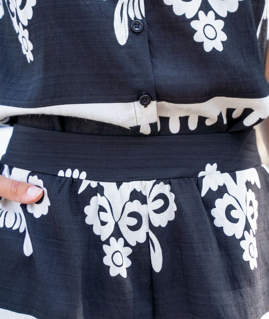 Ensemble short Beatrice noir détail ceinture