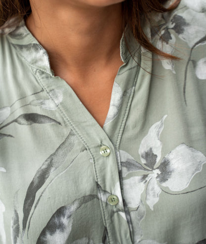 Débardeur à motif fleuri Flazy kaki détails