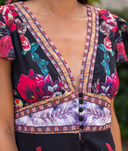 Robe longue en mousseline Ellia noir détails