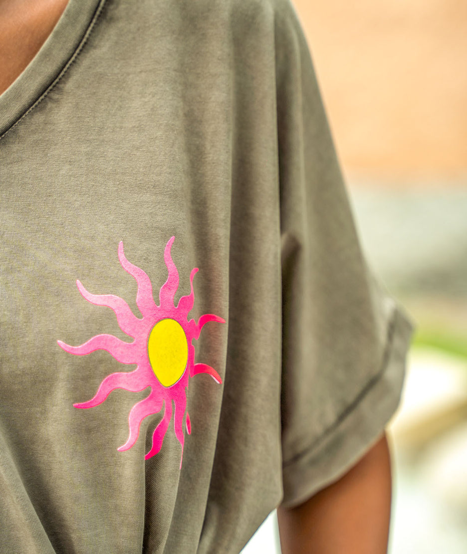 T-shirt ample kaki détails