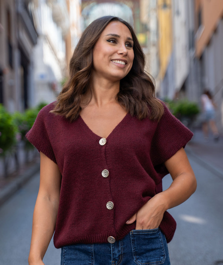 Gilet manches courtes en maille bordeau face avant