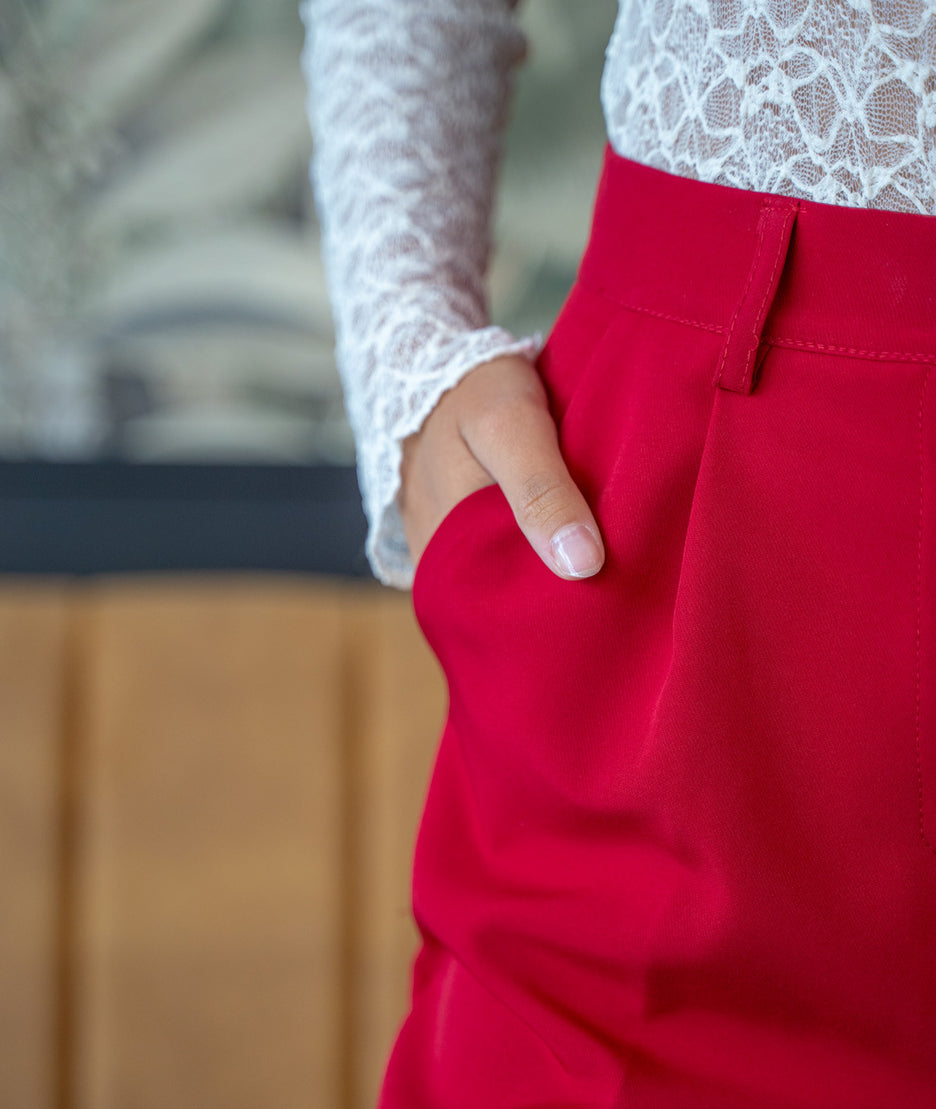 Pantalon tailleur d'ensemble Strego bordeau détails