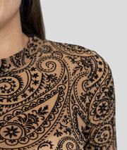 T-shirt en résille à motif arabesque camel détail épaule