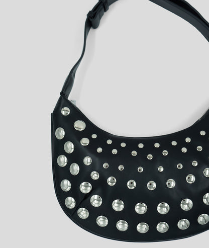 Sac à mains demi-lune avec clous Clouta noir détails
