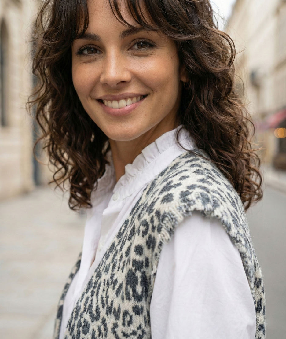 Gilet sans manches léopard Leana détail épaule