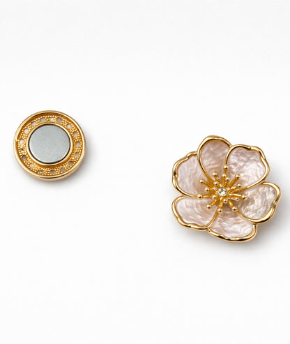 Broche fleur nacrée dorée Flora écru face