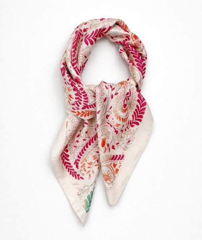 Foulard carrée Bella rose face