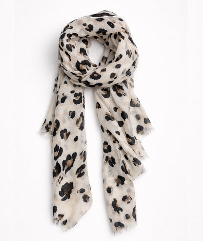 Foulard motif léopard face