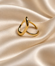 Bague fine ovale goutte dorée ajourée