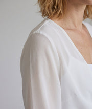 Boléro Vera écru en mousseline transparente détail — marque Carnaby