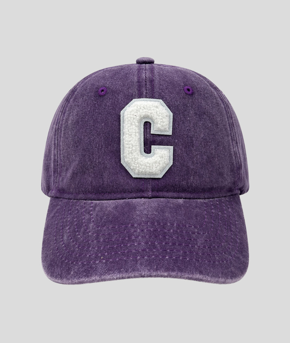 Casquette Cloe en jean inscription C violet face
