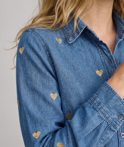 Chemise à broderies cœurs femme en denim bleu Clara
