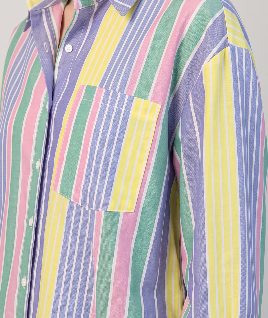 Chemise Raymu multicolore à rayures portée de face — look quotidien Carnaby