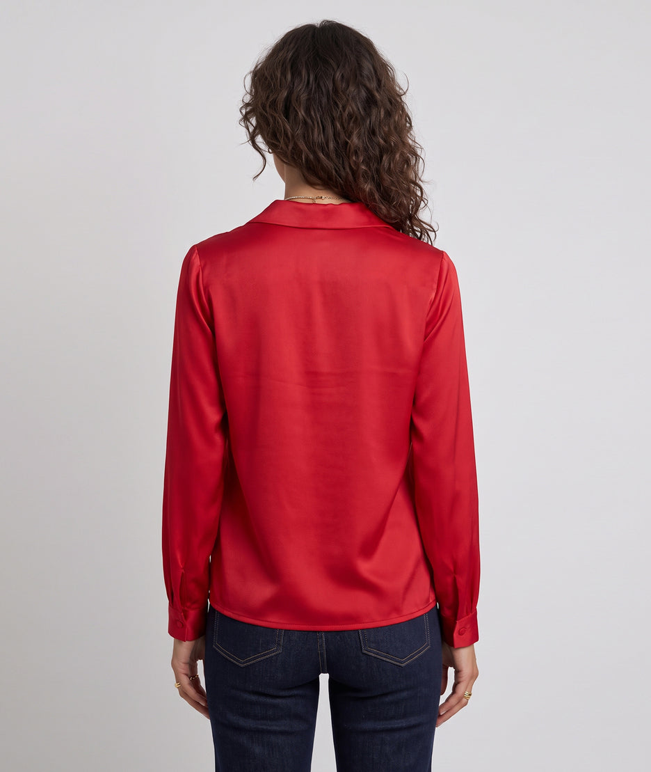 Blouse en satin femme Solia rouge vue de dos