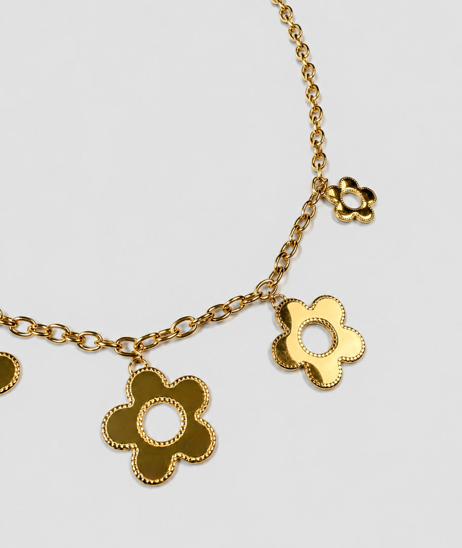Collier Margy jaune doré détail pendentifs fleurs - Carnaby