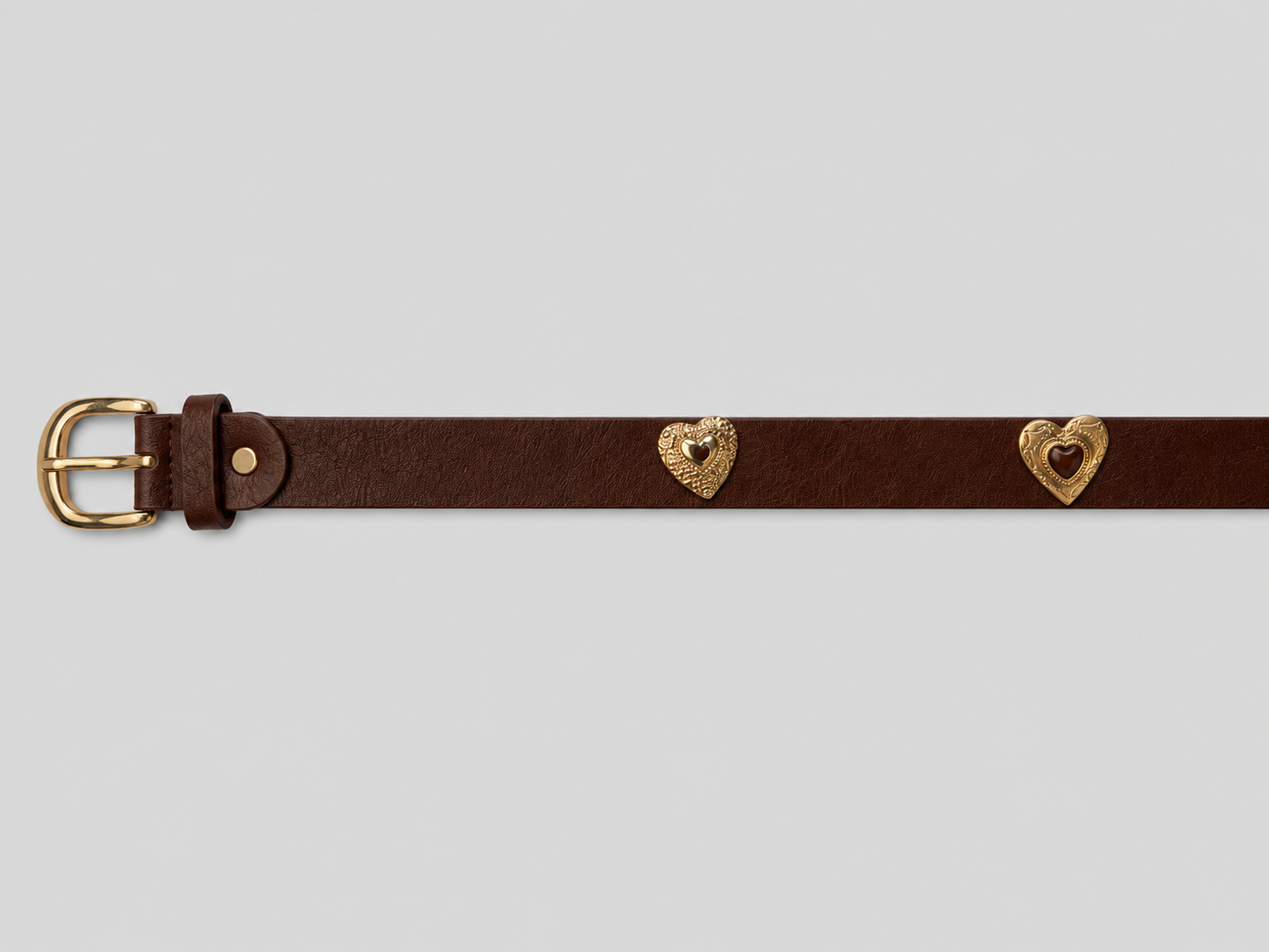 Ceinture fine similicuir femme marron avec détails cœur dorés