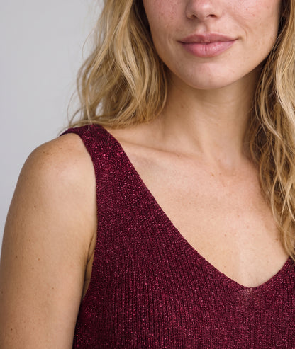 Débardeur Donna bordeau en maille pailletée avec col en V — marque Carnaby