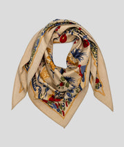 Foulard Florina motif fleuri beige face