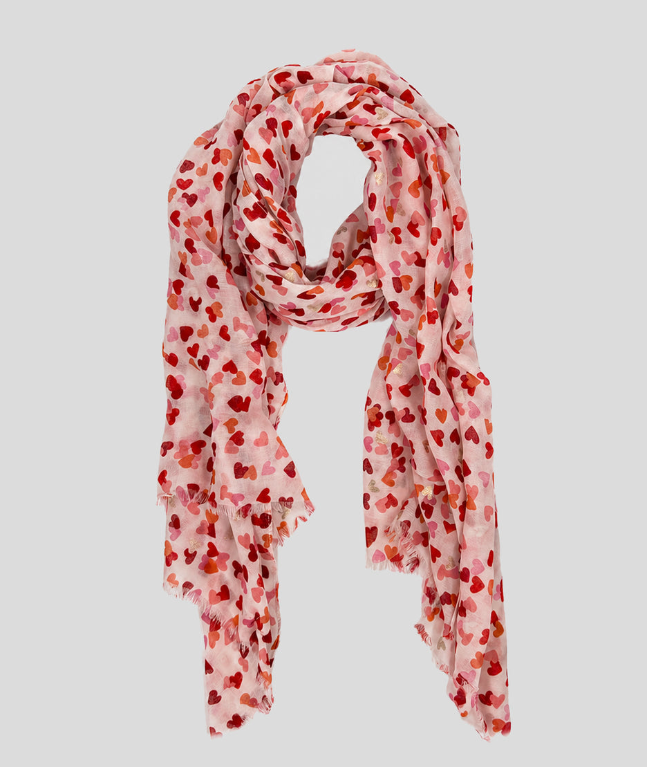 Foulard Valentine motif coeurs rose face