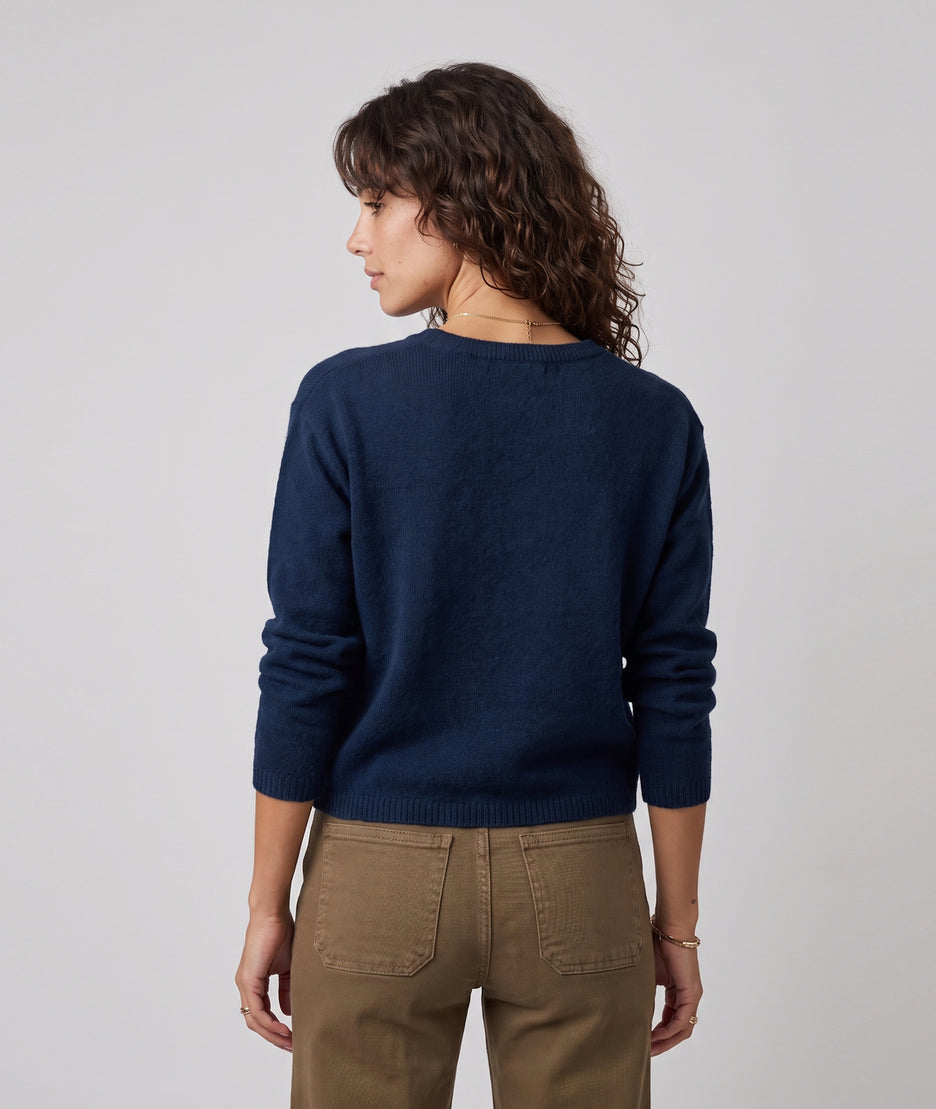 Cardigan losange femme Briana bleu canard à motif argyle camel et boutons dorés