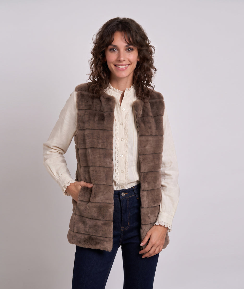 Gilet sans manches long en fausse fourrure taupe femme