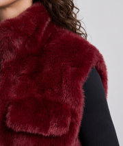 Gilet fausse fourrure femme Furly rouge sans manches
