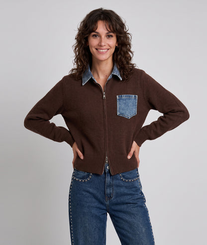 Cardigan bi-matière femme maille choco et jean avec poche poitrine
