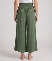 Pantalon fluide kaki porté face arrière d’été Carnaby
