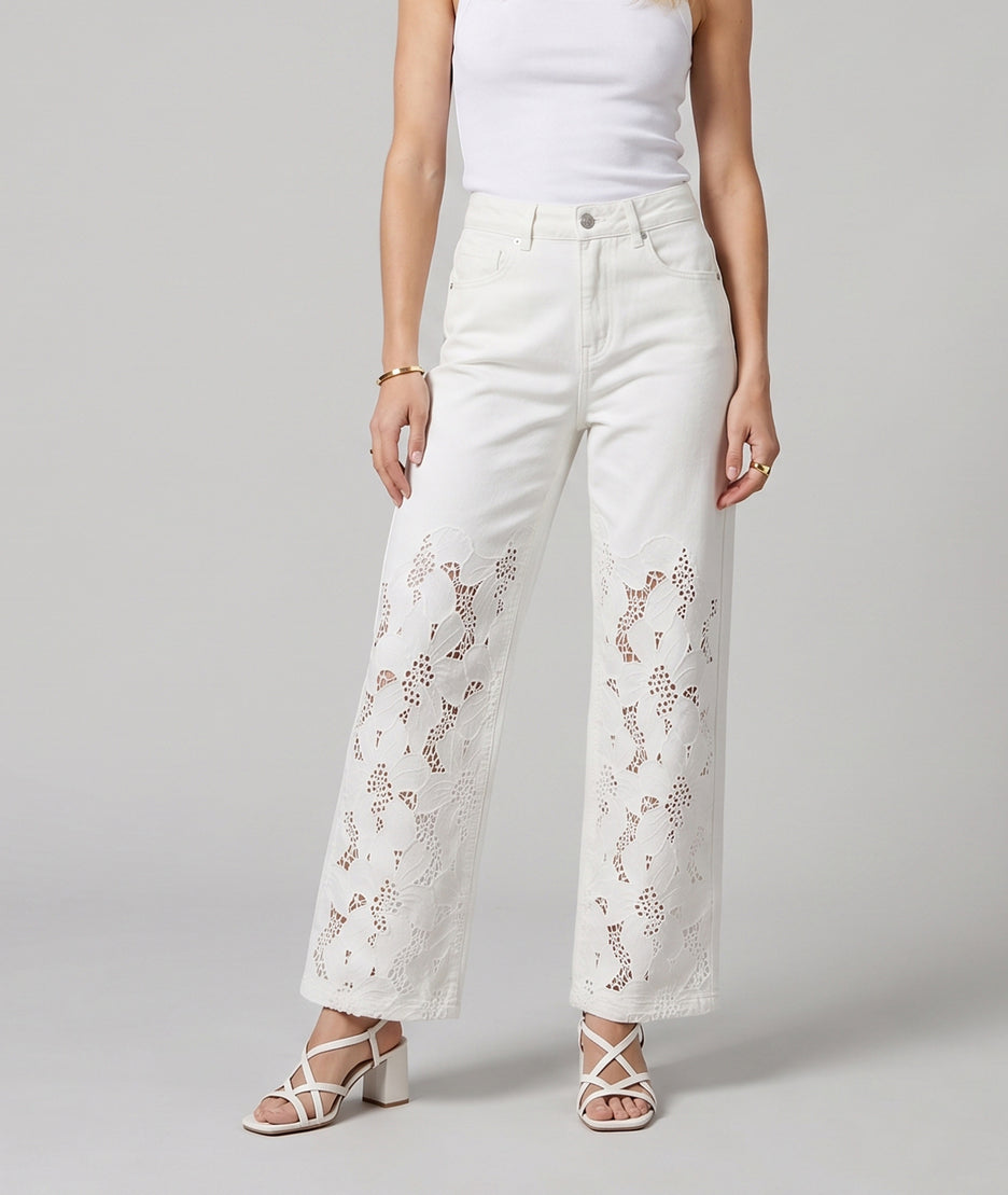 Pantalon Broda wide leg à broderies ajourée blanc face