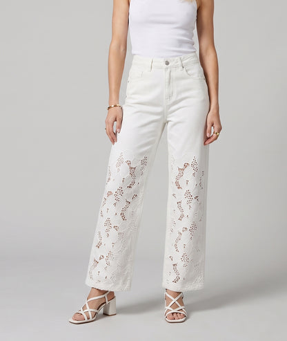 Pantalon Broda wide leg à broderies ajourée blanc face