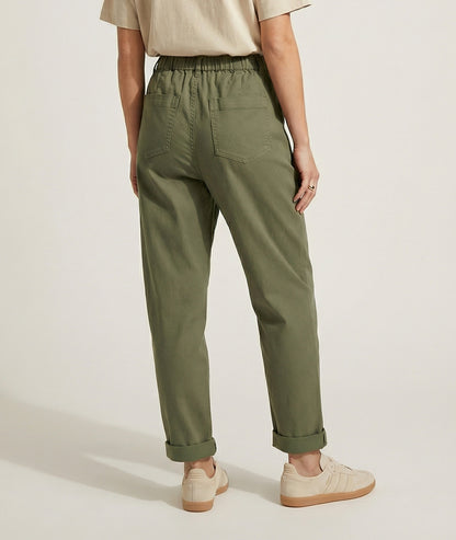 Pantalon Pattyco coupe mom taille élastiquée kaki dos