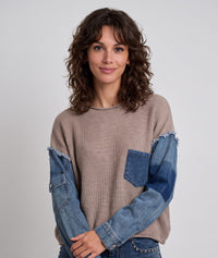 Pull en maille et jean Jeanna - beige