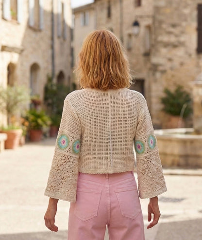 Pull court en maille ajourée face arrière - vert/rose