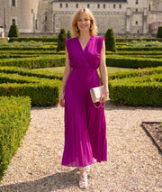Robe Cindy longue plissée violet face