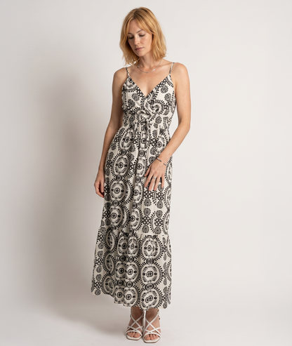 Robe Cleya blanc noir face avant — Carnaby