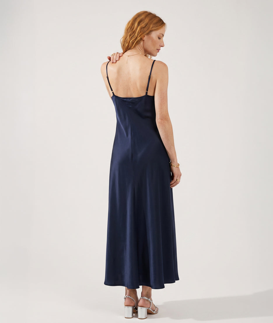 Robe longue Raso satinée col bénitier - marine