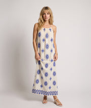 Robe Terry blanc-bleu maxi médaillons brodés bretelles fines face - Carnaby