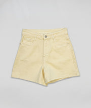 Short Lara jean taille haute mom short jaune avant fond blanc