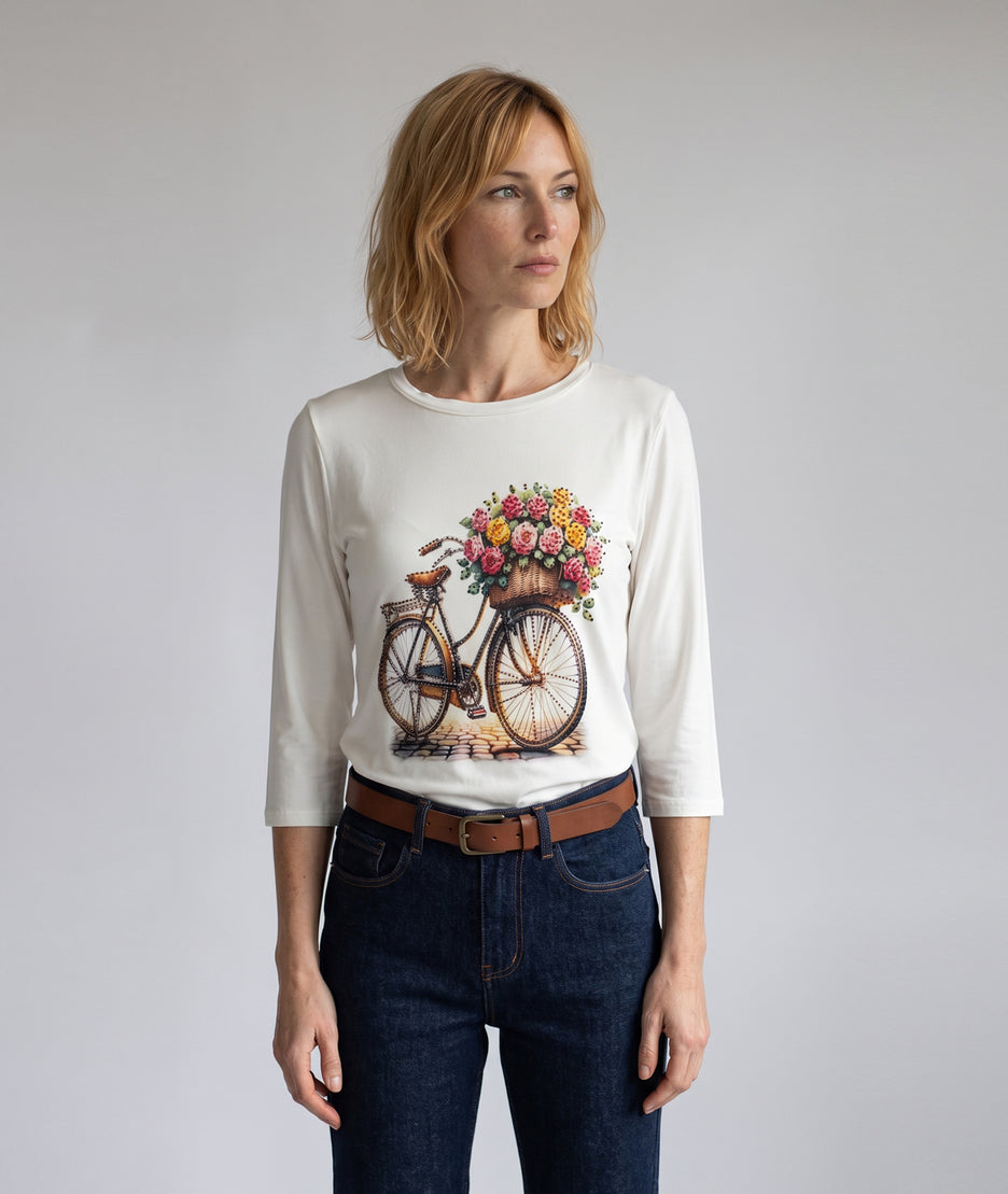 T-shirt Velo kaki à motif vélo fleuri et strass porté de face — Carnaby