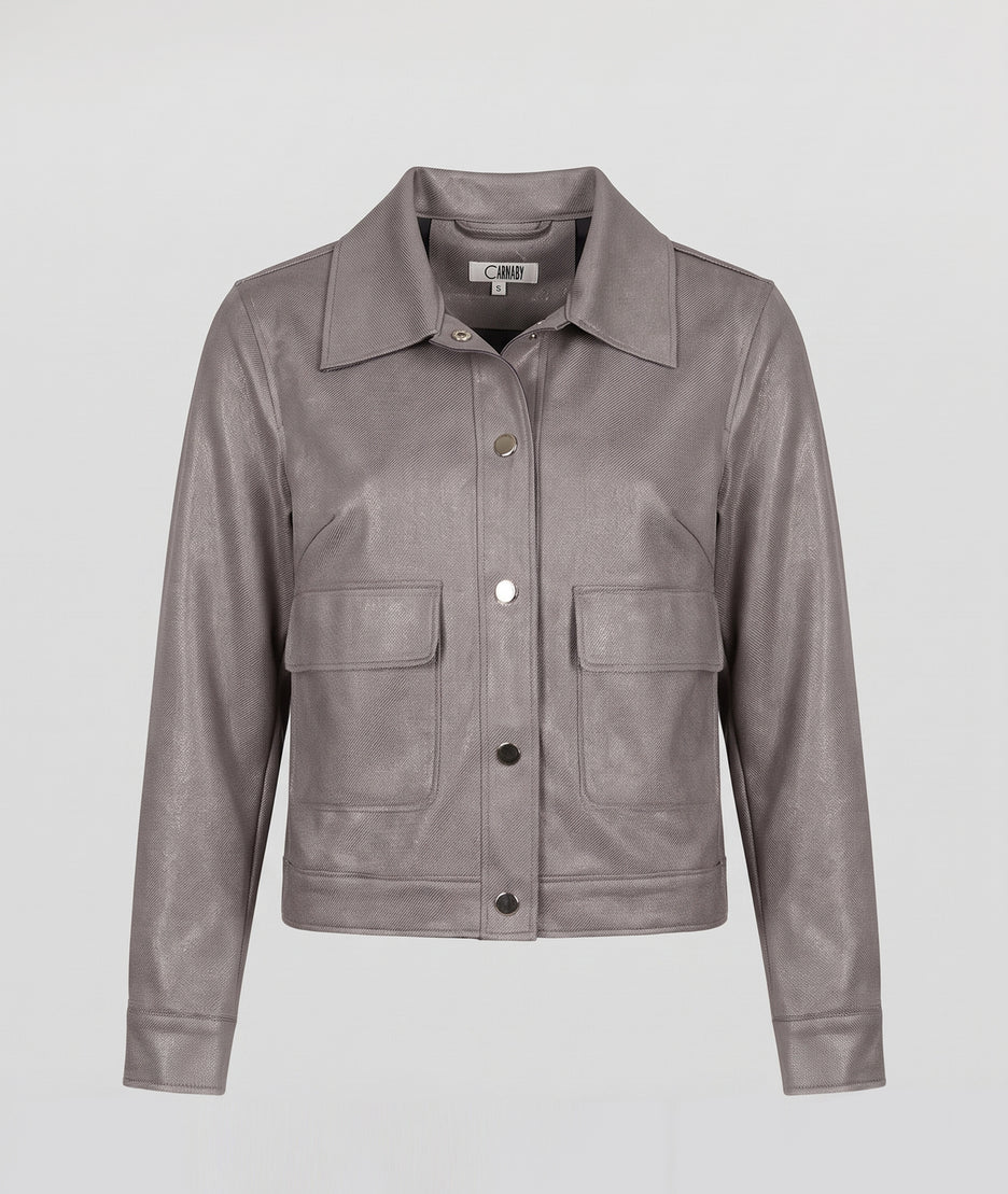 Veste courte femme Carla taupe effet brillant avec poches à rabat et boutons pression