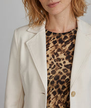 Blazer cintré femme écru Torna porté de face